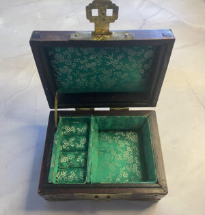 inside of oriental jewellery box